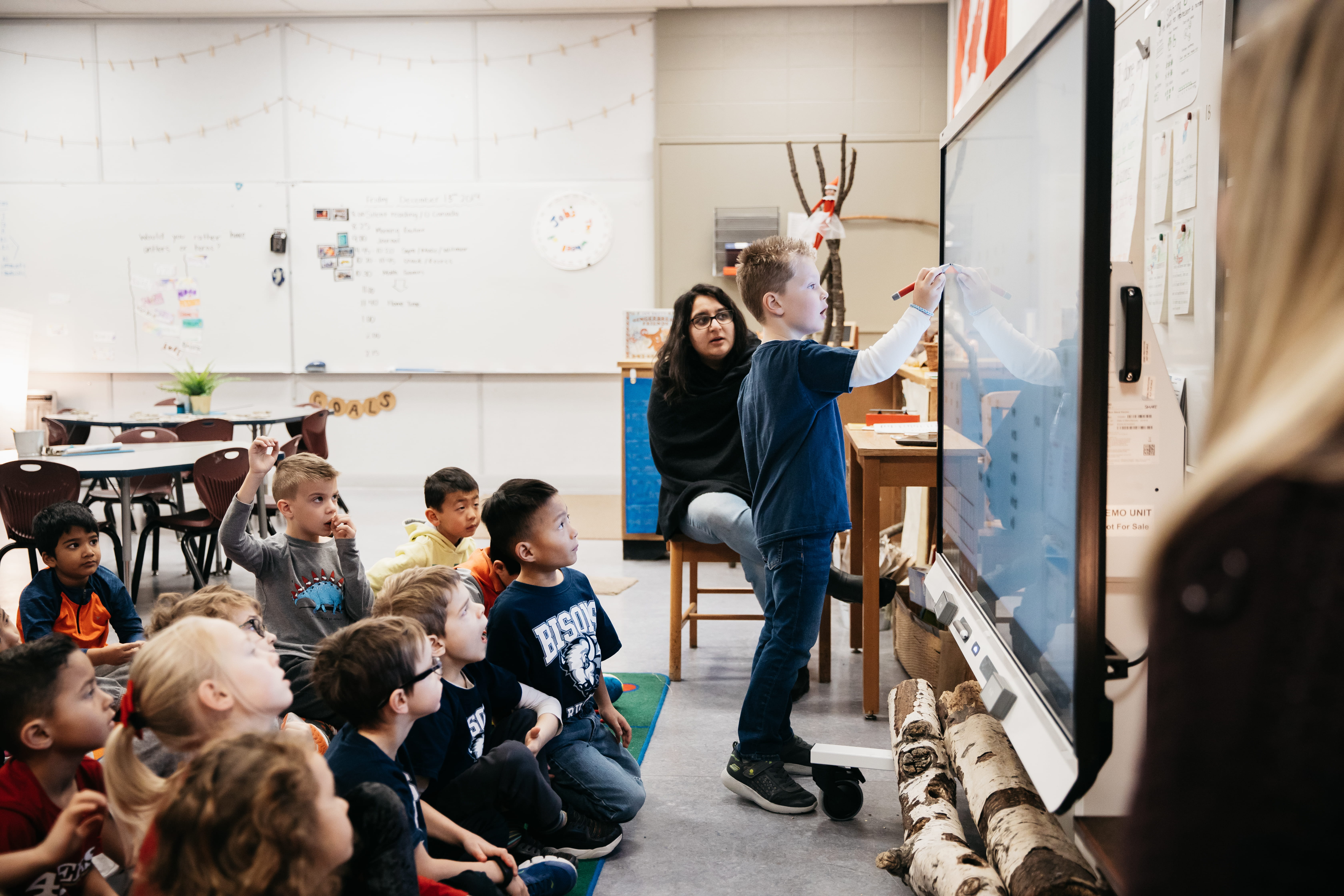 A classroom prepares to play a Monster Quiz game in Lumio.